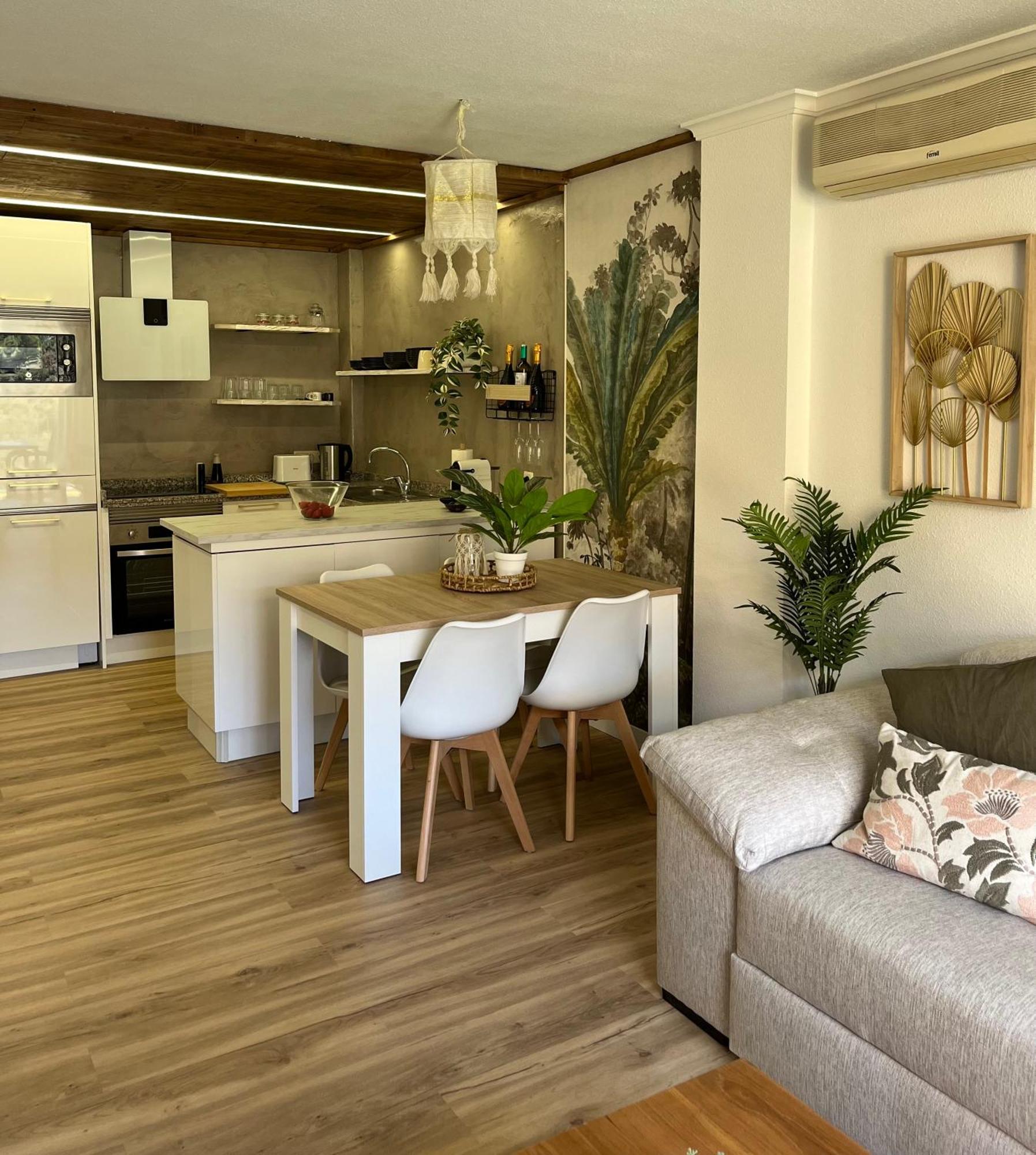 Palmeras Home Moraira Бенитачель Экстерьер фото